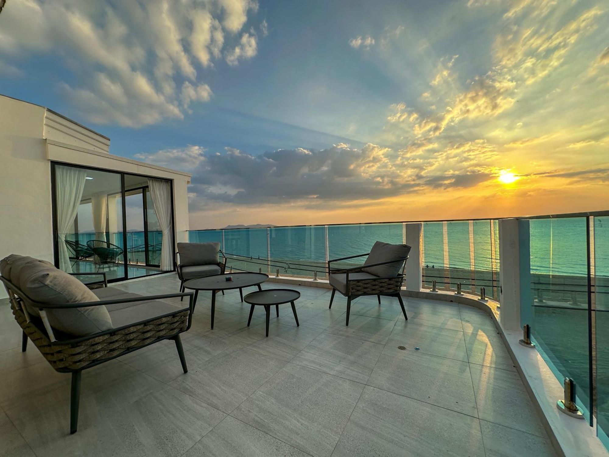 Stunning Beachfront View Luxurious Apartment 40 Jomtien pláž Exteriér fotografie